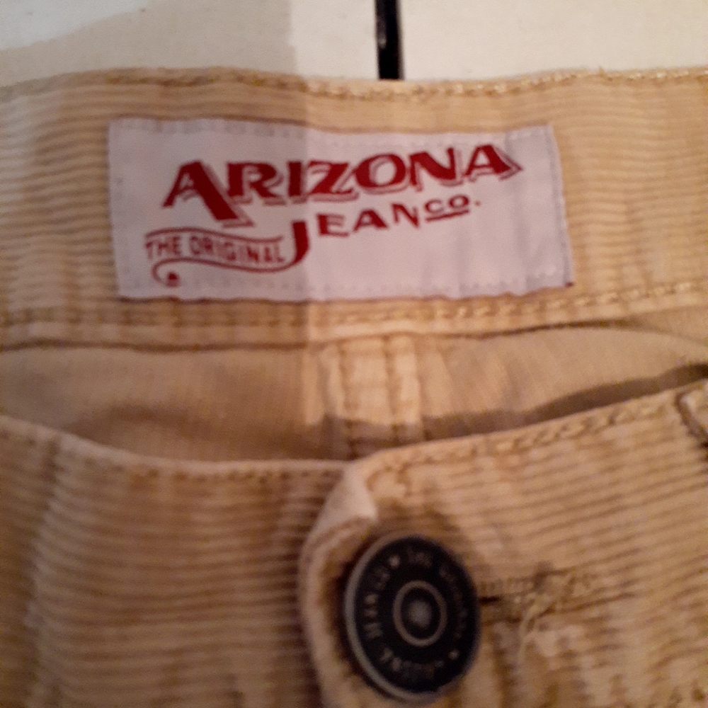 Mens cut off shorts